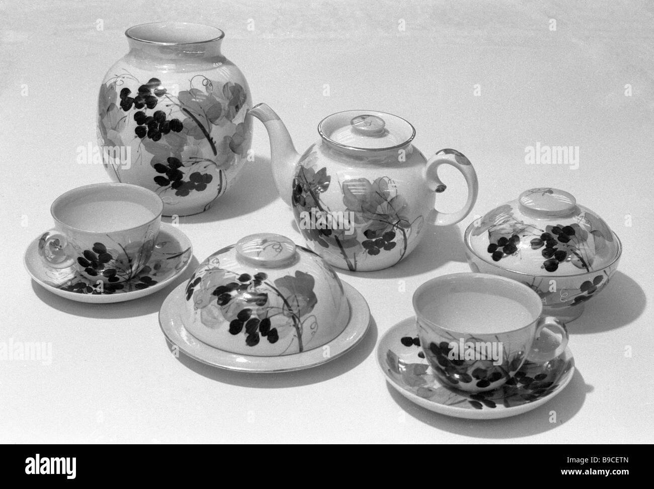 Tea set In the Garden of the Dulyovo Porcelain Factory artist A V Stock Photo Alamy