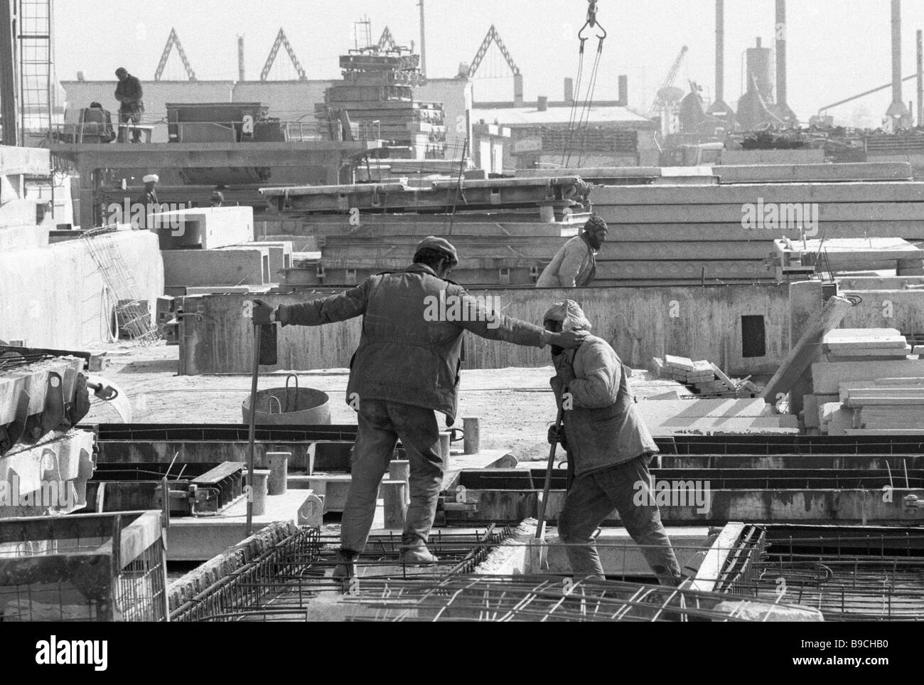 Construction of Kabul house building combine Stock Photo - Alamy