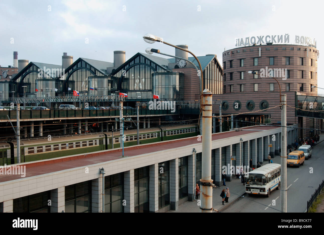 11 километр ладожский вокзал. Ладожский вокзал питер. Ладожский вокзал железнодорожные вокзалы санкт-петербурга. Поезд чан. Ладожский вокзал поезда.