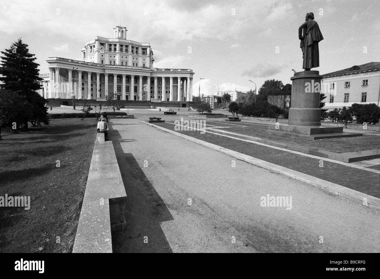 Theater of the Soviet Army: the address, how to get there Theater of the Soviet Army: the address, how to get there