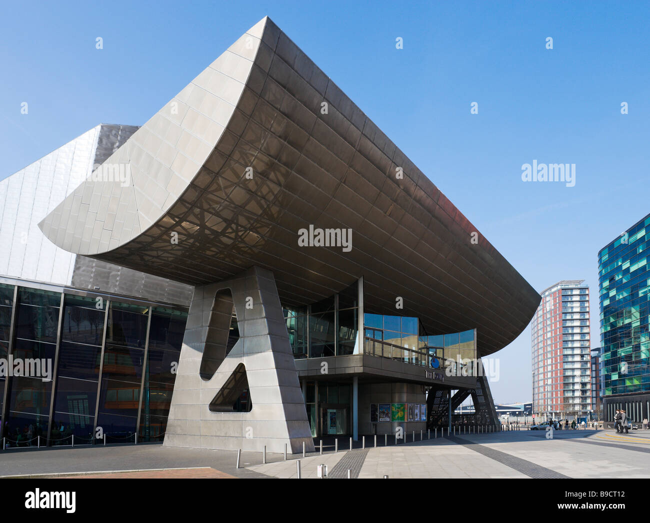 The Lowry Art Gallery and entertainment complex, Salford Quays, Greater Manchester, England Stock Photo