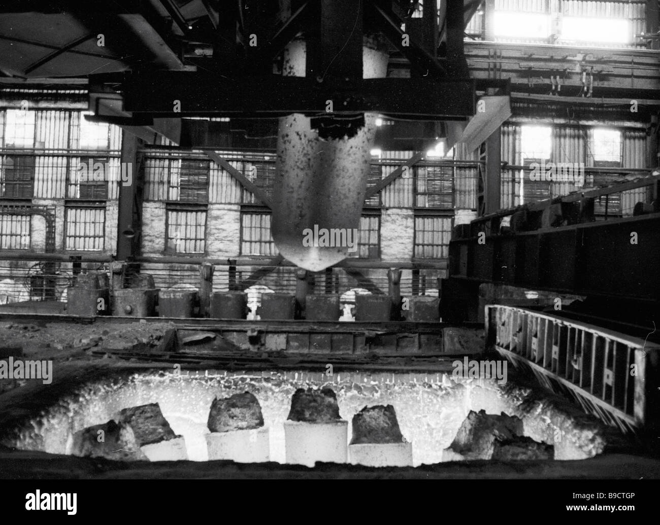 Steel casting at the Rustavi Metals Works Stock Photo Alamy