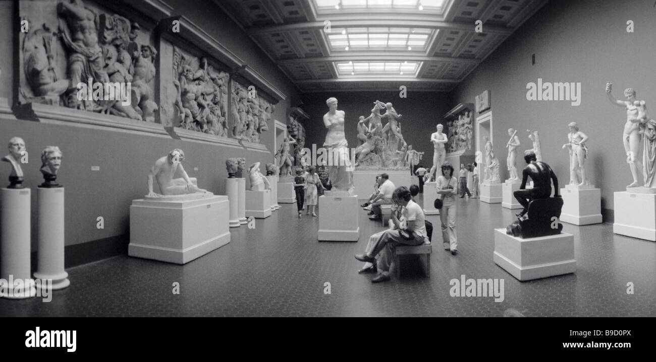 Hall Hellenism and Late Gothicism of Pushkin State Fine Arts Museum ...