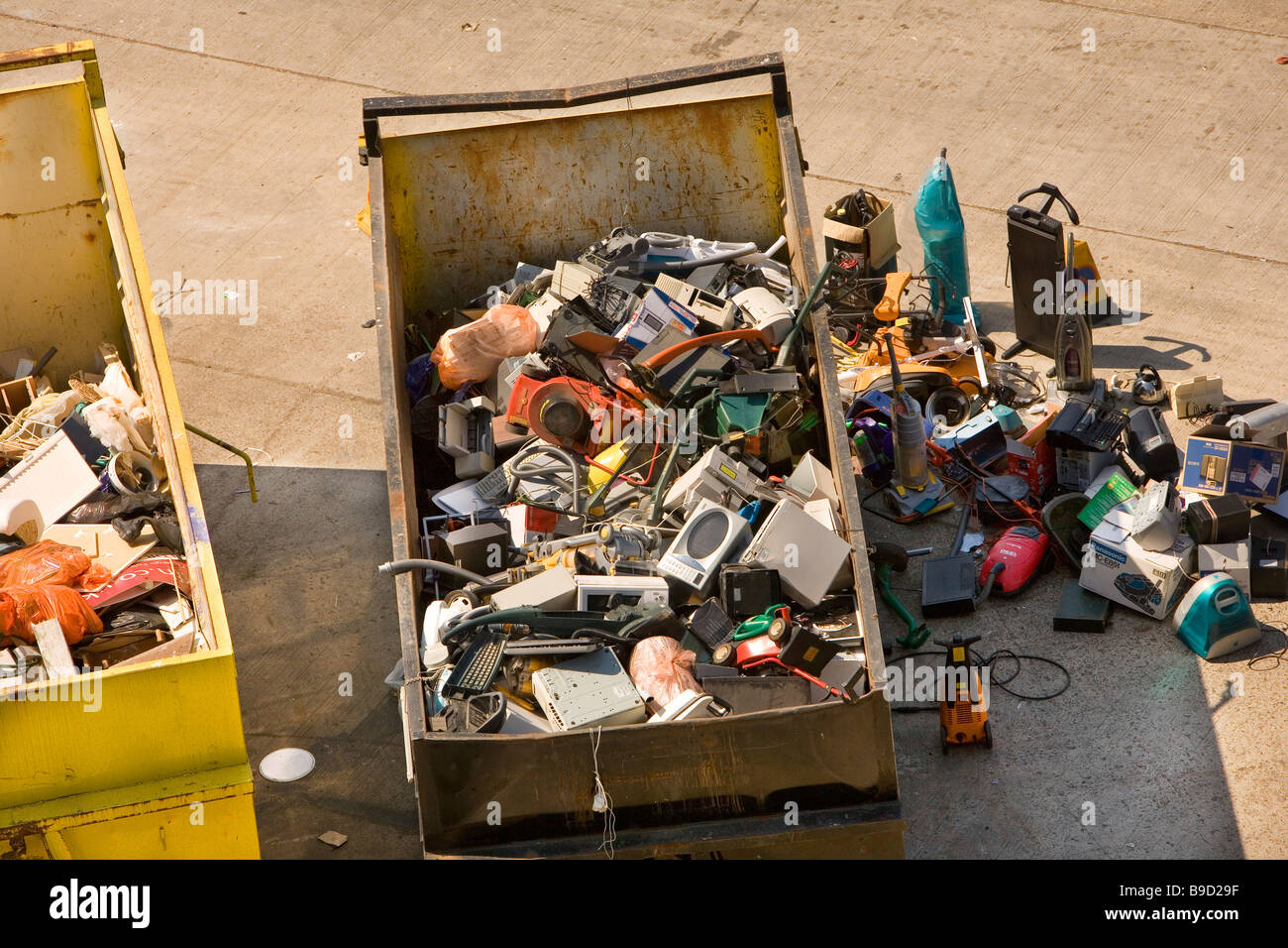 Electrical items hires stock photography and images Alamy