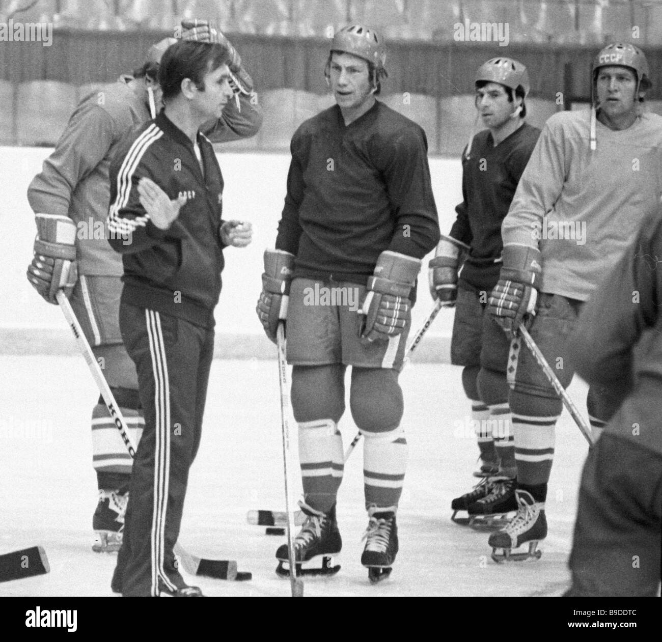 Blinov Victor, Soviet hockey player Blinov Victor, Soviet hockey player