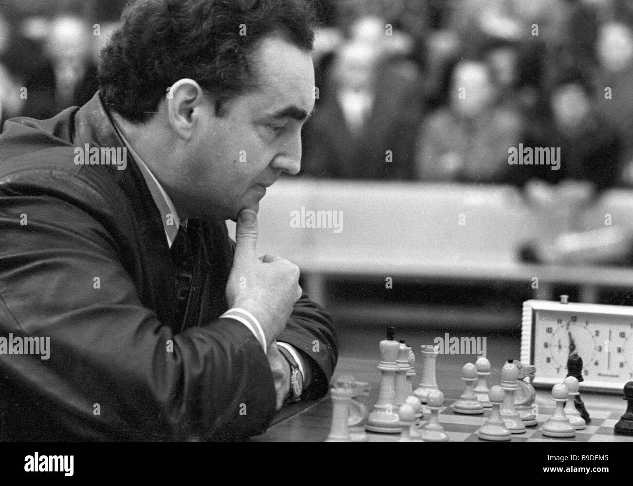 Grandmaster chess Black and White Stock Photos & Images - Alamy