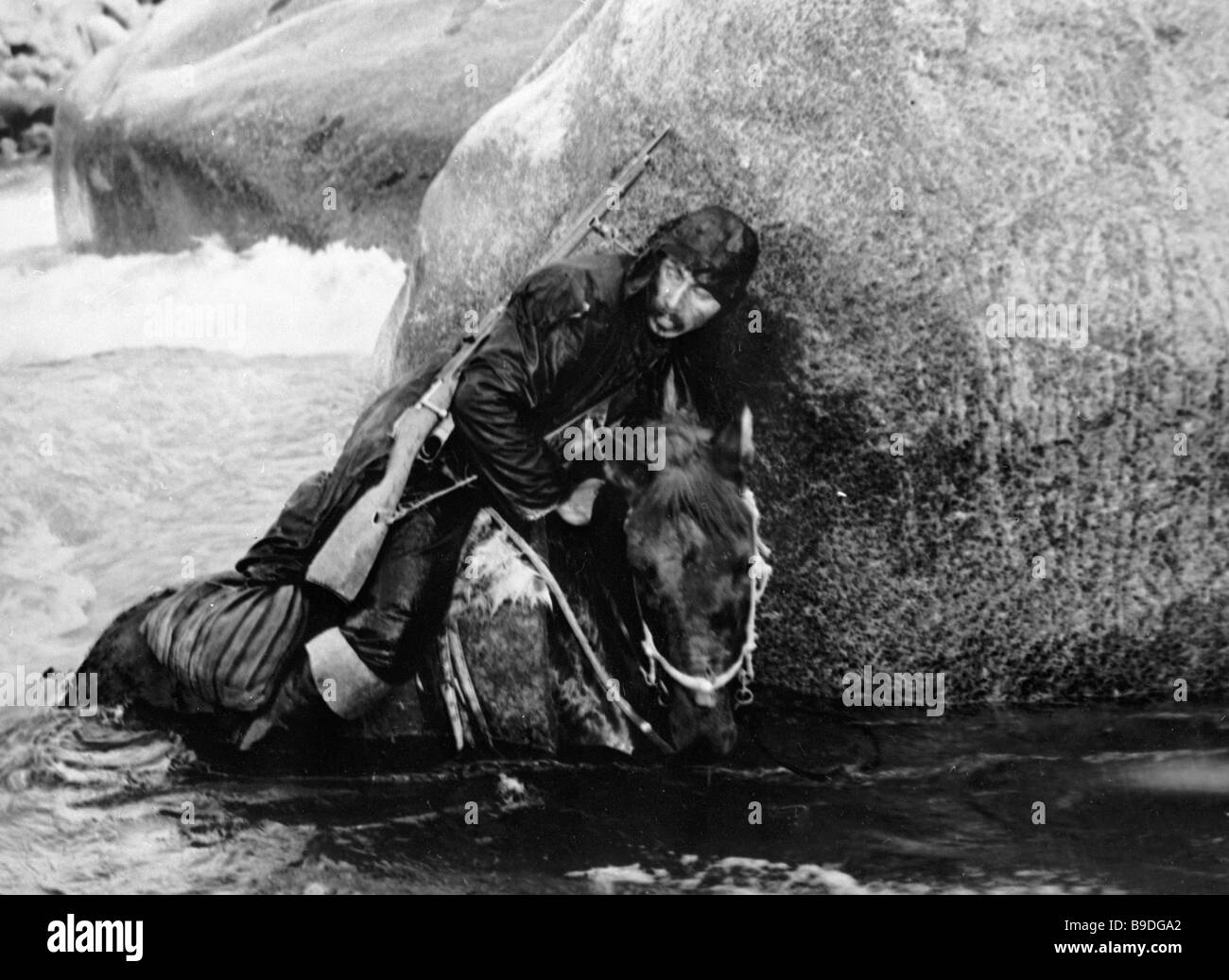Suimenkul Chokmorov as Bakhtygul at shooting the film Shot on Karash  Mountain Pass Stock Photo - Alamy