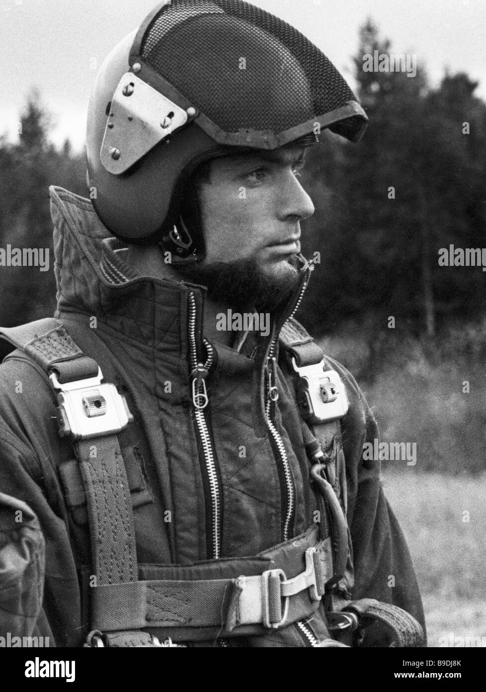 Senior instructor of fire fighting aircraft service Stock Photo Alamy