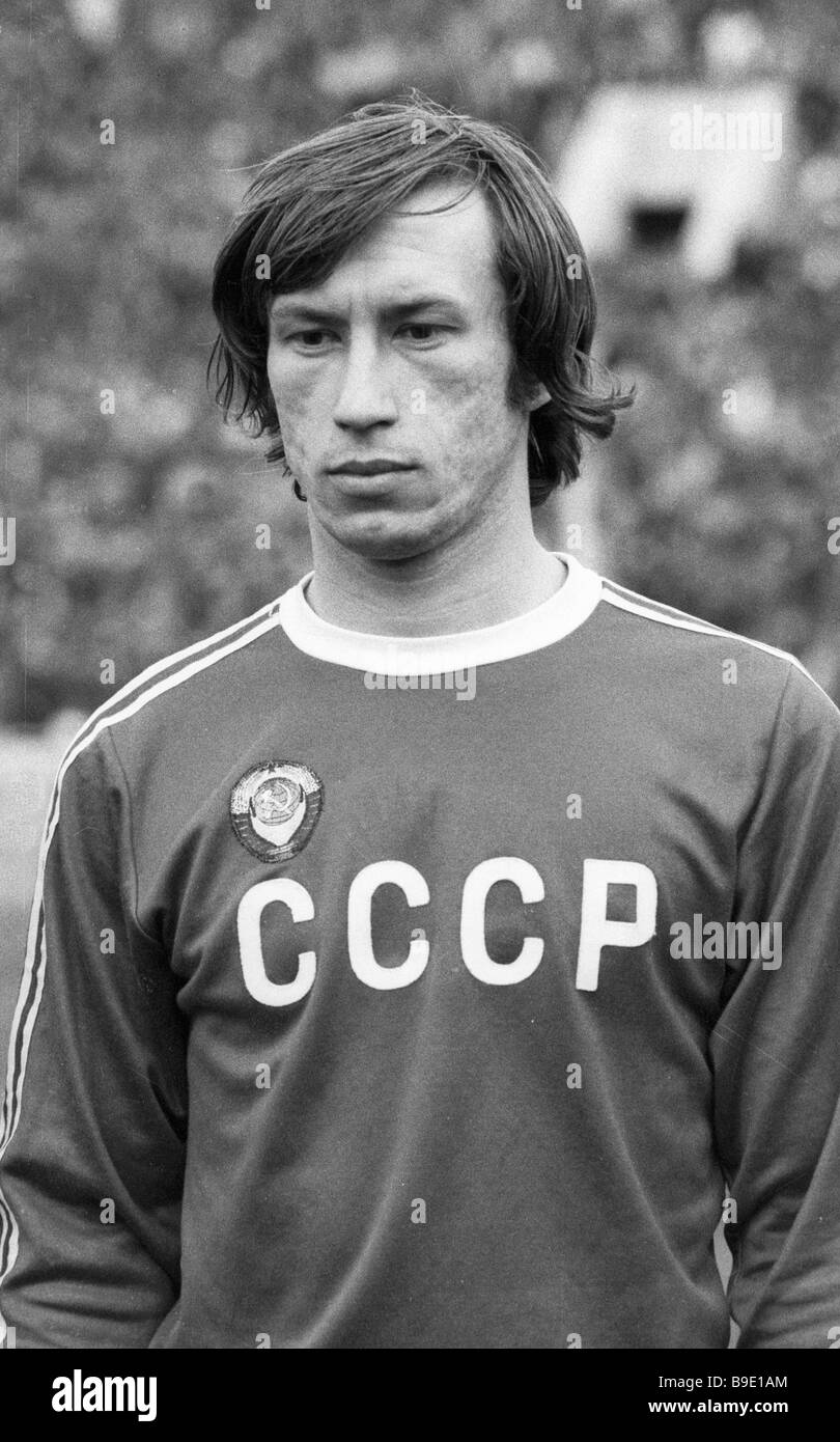 Oleg Rodin right back of the Soviet national football team Stock Photo ...