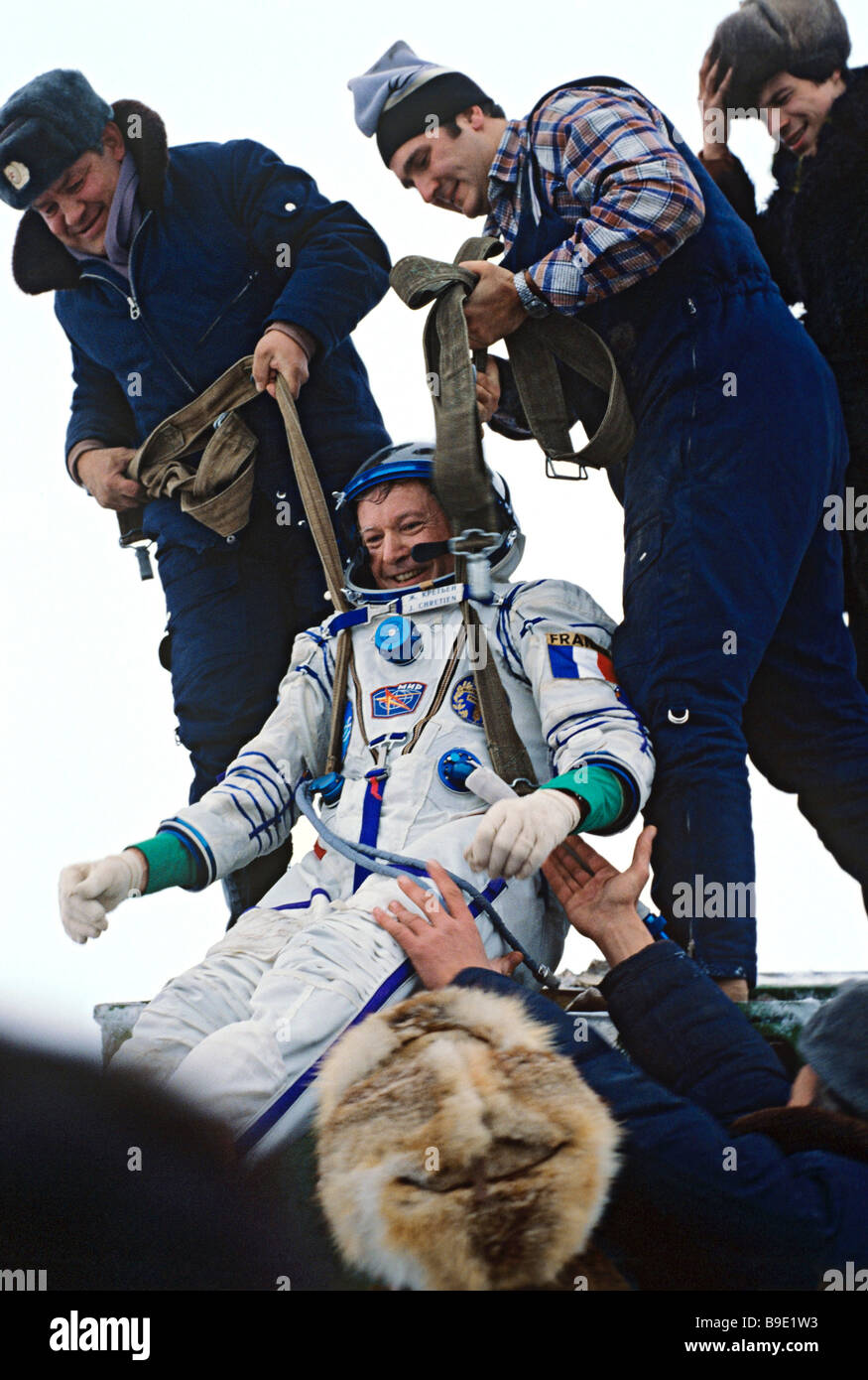 French Astronaut Jean Loup Chretien has landed 180 km from Dzhezkazgan ...
