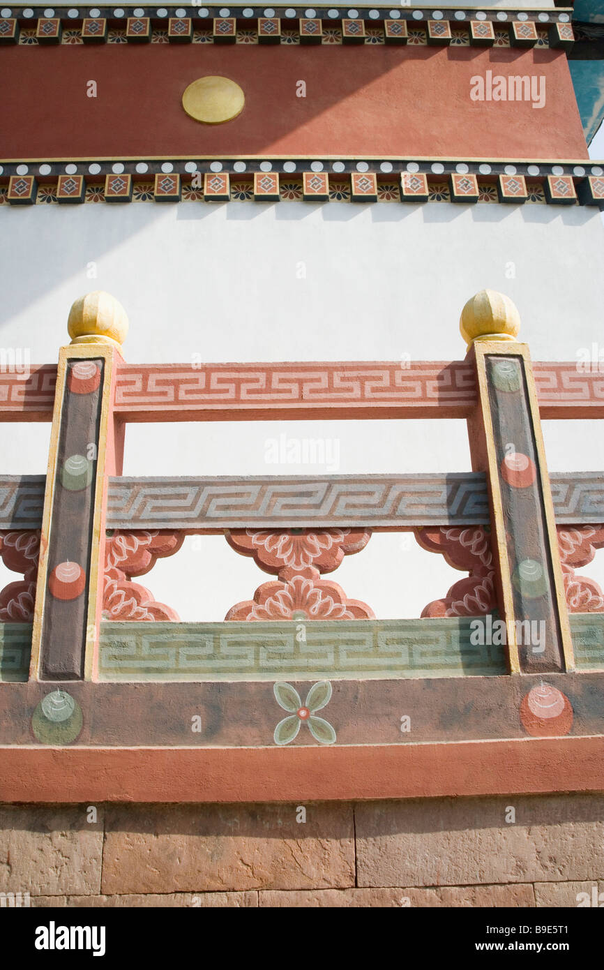 Churaha Railing Railing of a temple, Bhutan Temple, Bodhgaya, Gaya, Bihar, India Stock ...