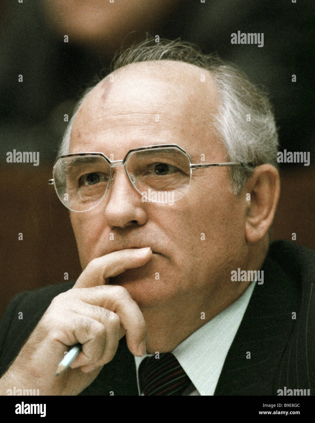 Михаил горбачев в молодости. Нод горбачева. Когда придет американский горбачев. Осудить горбачева. Горбачев михаил сергеевич последние фото.