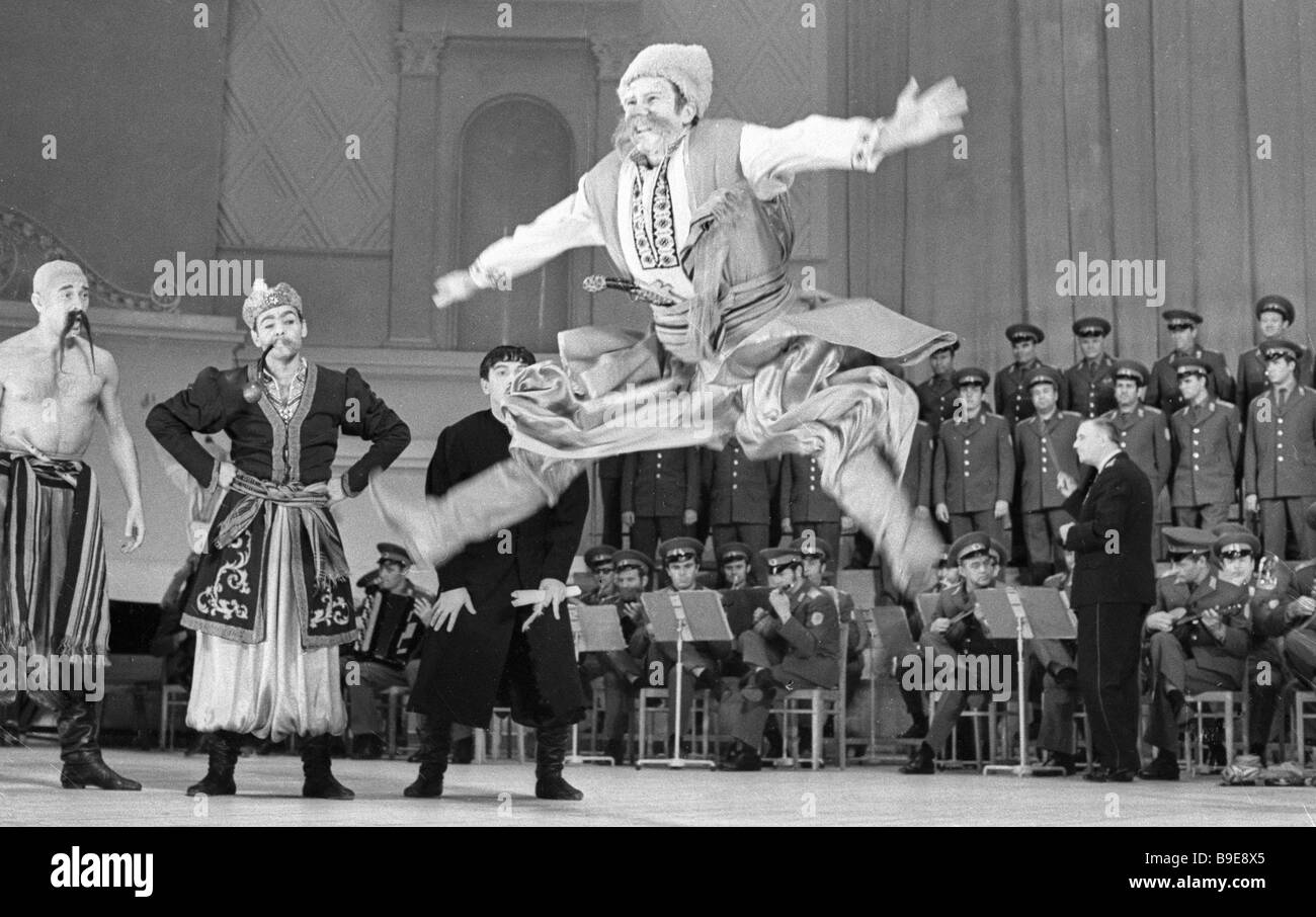The Soviet Army S A V Alexandrov Song And Dance Company Performing Stock Photo Alamy