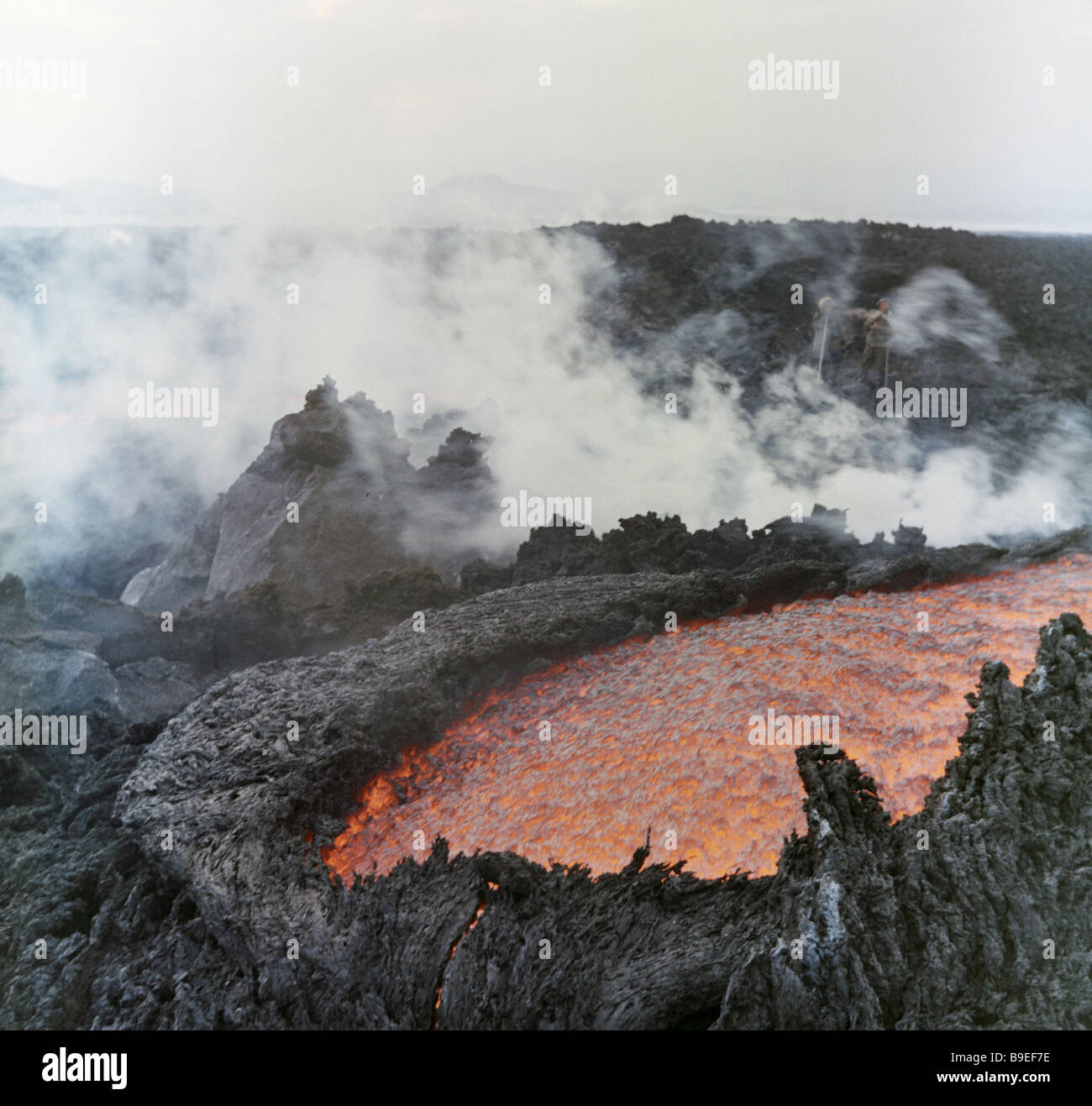 Вулкан еллоу стоун. Извержение yellowstone eruption. Вулкан тоба извержение 74000 лет. Извержение супервулкана тоба. Извержение вулкана тоба 70 тысяч лет назад.