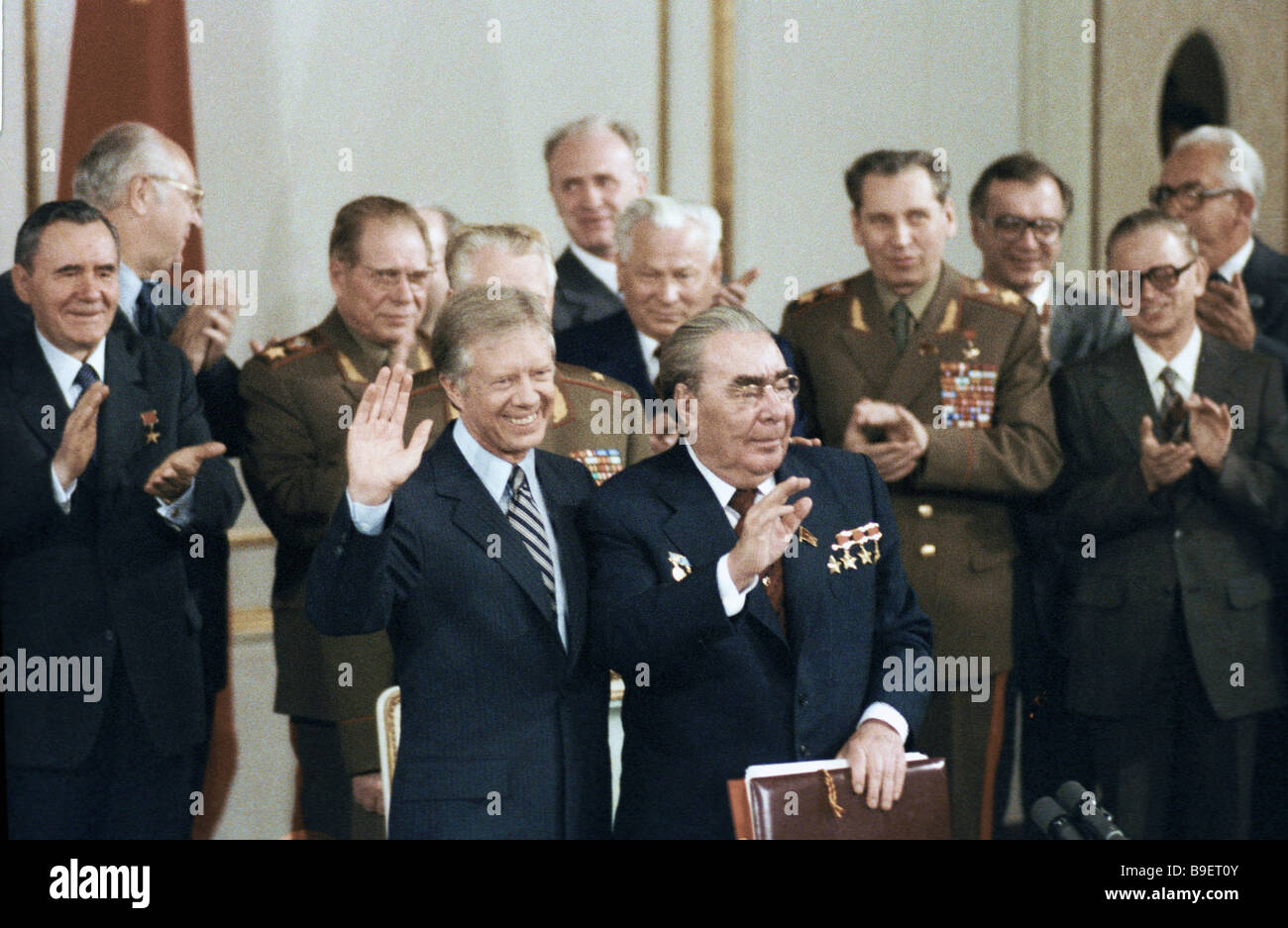 U S S R Communist Party General Secretary Leonid Brezhnev right in the foreground and U S President Jimmy Carter before signing Stock Photo - Alamy