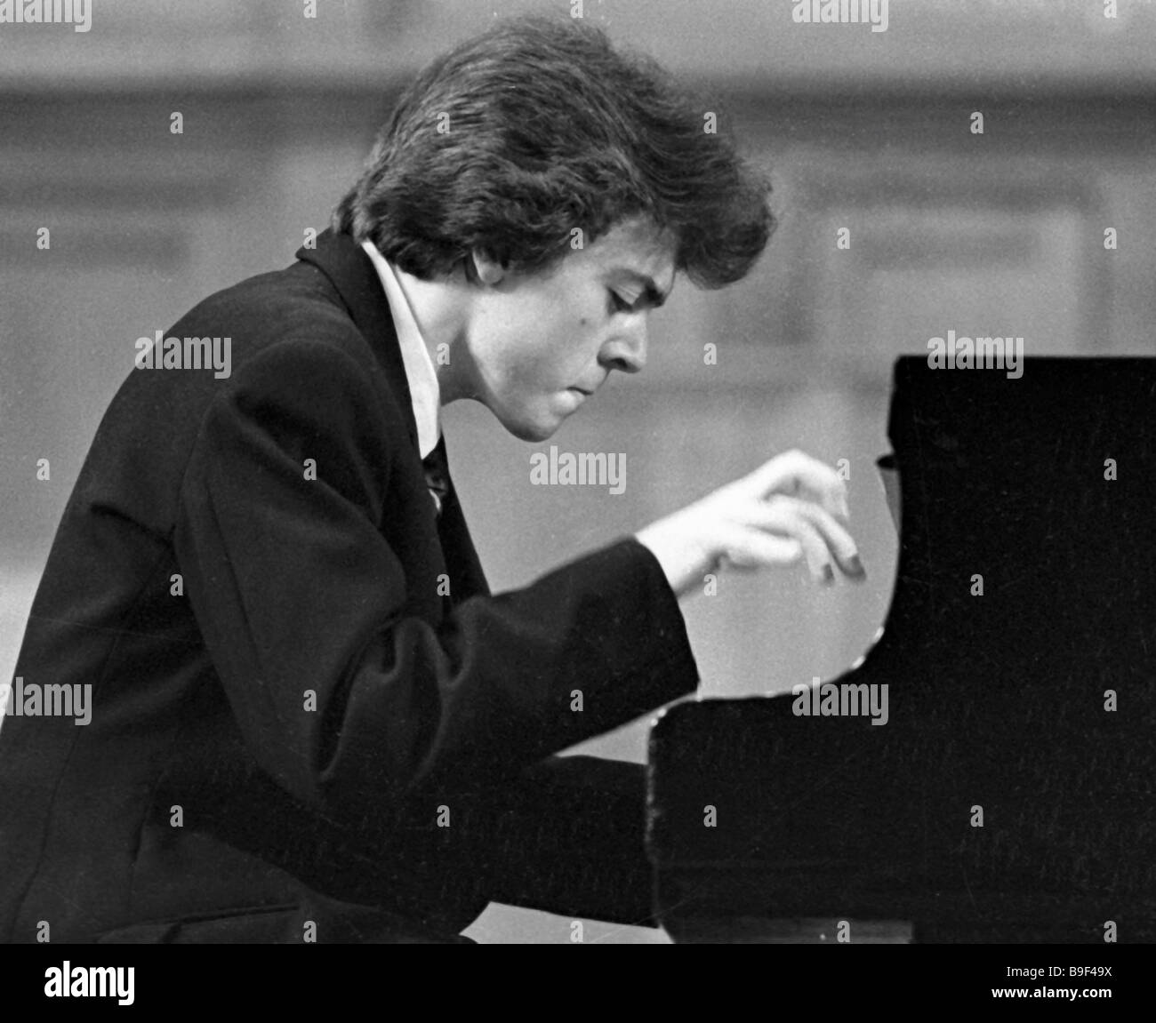 Winner of the 5th Tchaikovsky Piano Contest Stanislav Igolinsky Stock ...