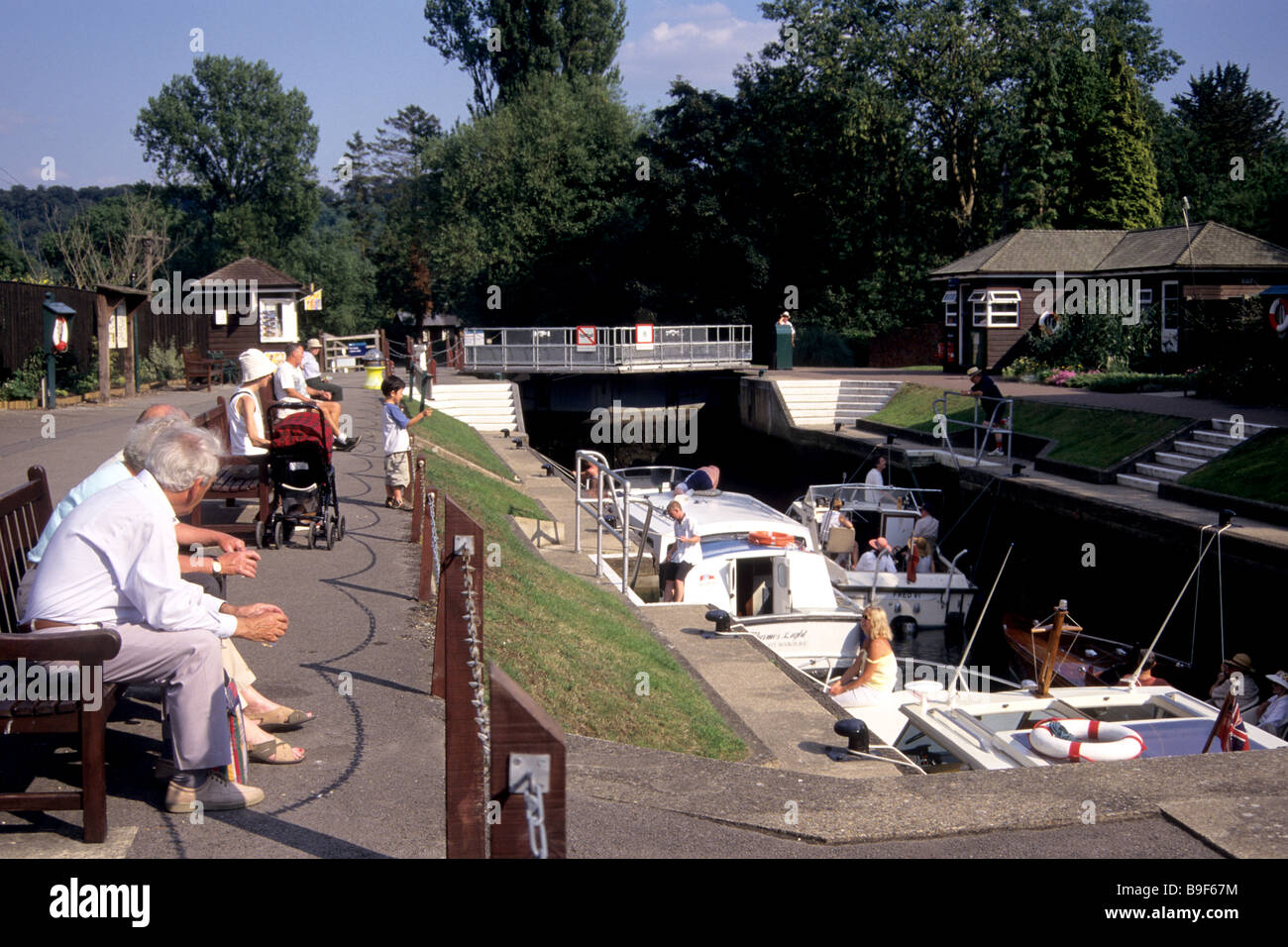 Lock on the River Thames at Marlow, Buckinghamshire, UK Stock Photo