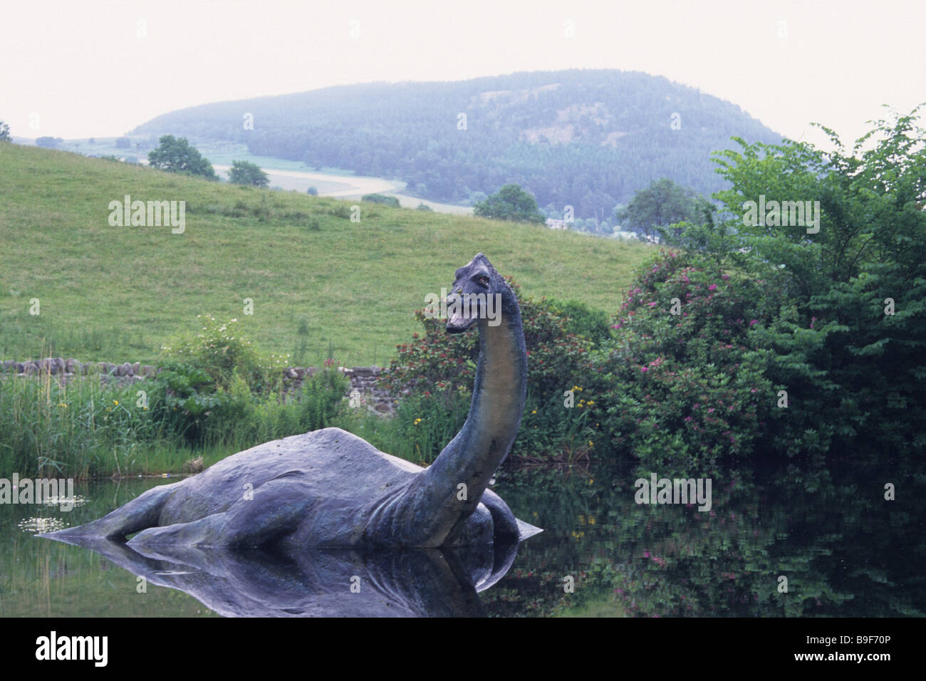 Lake monster statue hi-res stock photography and images - Alamy