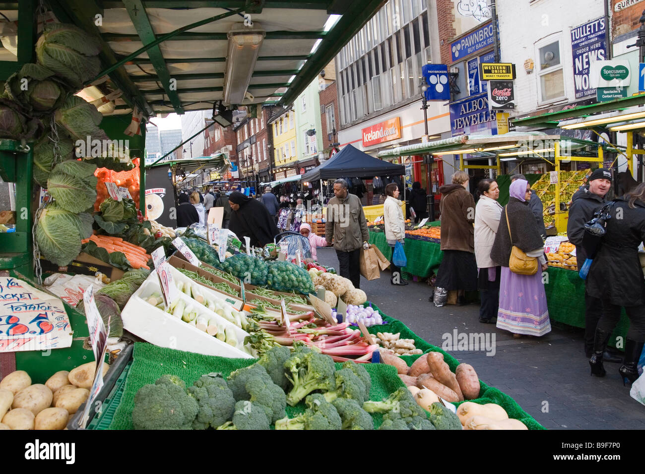 Surrey Street Market in Croydon Stock Photo Alamy