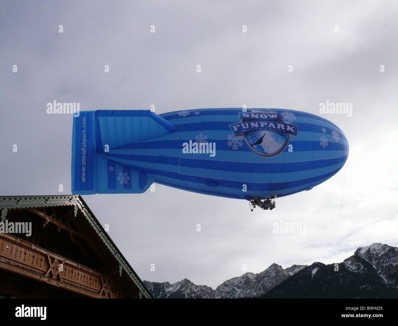 Download Germany Bavaria Hotly Air Airship Flight Side View House Detail Mountains No Property Release Upper Bavaria Alps Mountain Stock Photo Alamy
