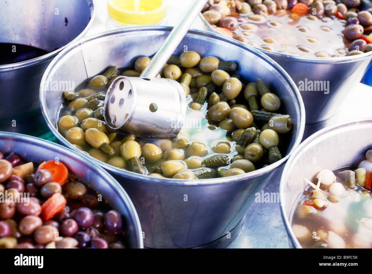 Come down in buckets hires stock photography and images Alamy