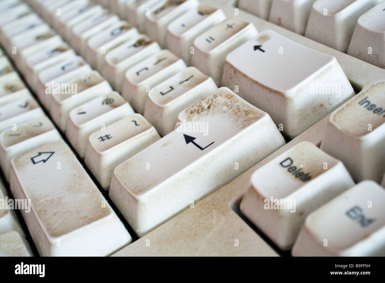 dirty-keyboard-gif-wolfscanner