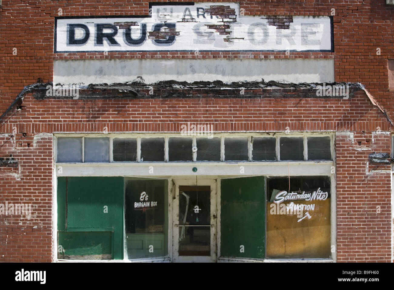usa Mississippi Merigold city center Drugstore Stock Photo Alamy