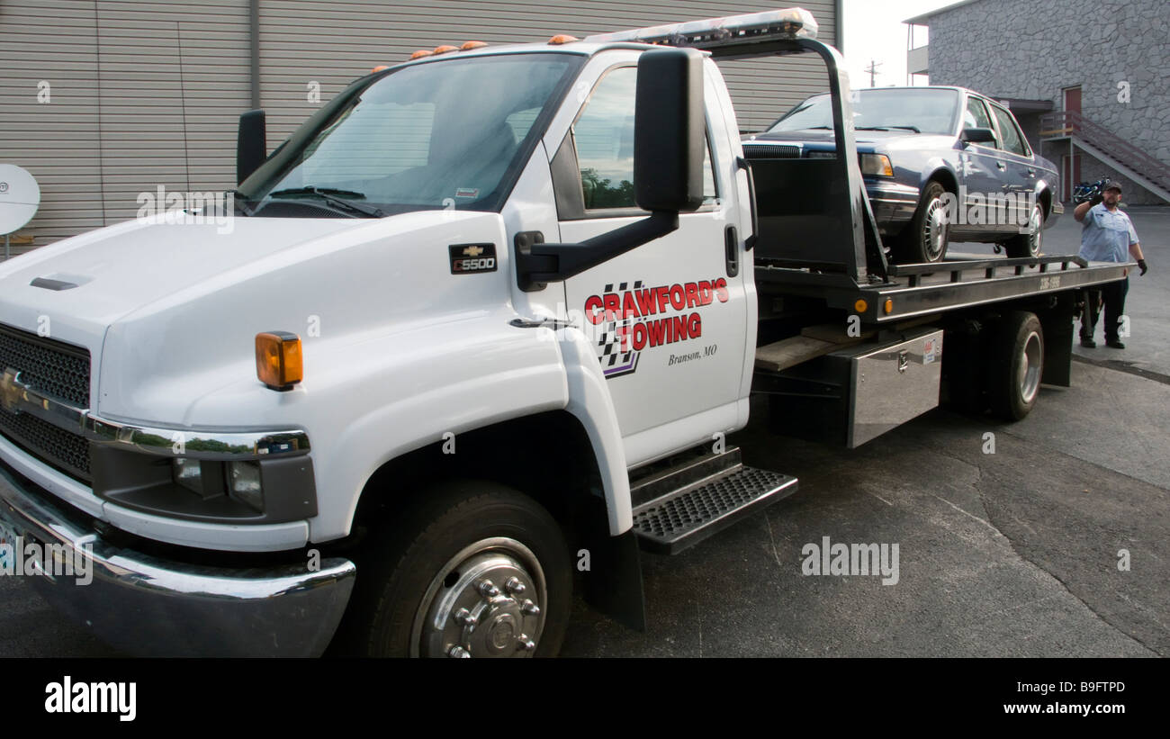 Aaa tow truck hires stock photography and images Alamy