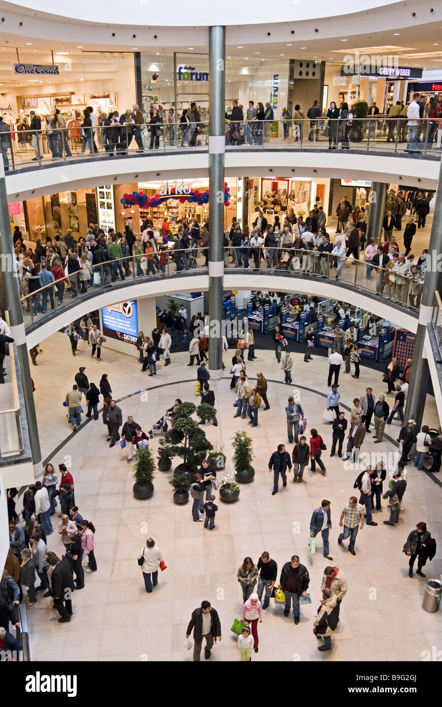 Germany Lower Saxony Brunswick "palacearcades" shopping center indoors