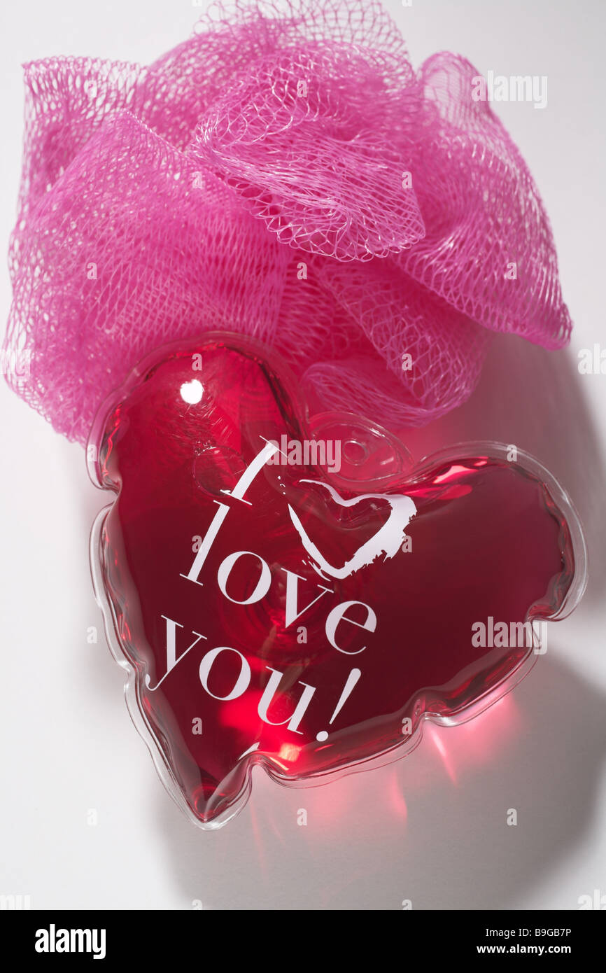 Badzusatz heartshaped bathgel bathsponge Stock Photo Alamy