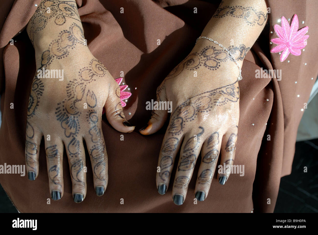 Ethiopia Harar woman detail hands hennapainting Africa EastAfrica