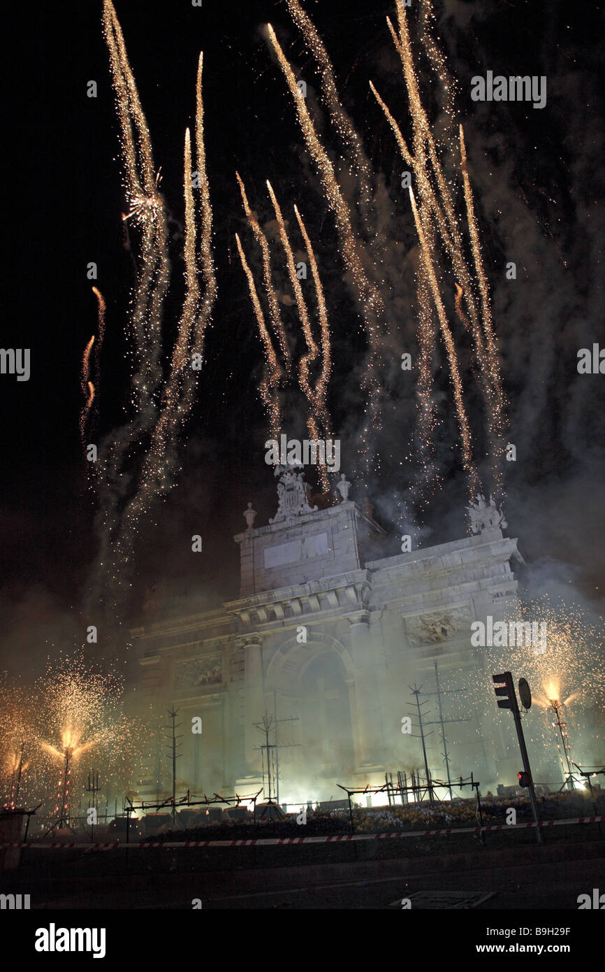 Spain Valencia Puerta de la Mar celebration 'case-ace' night of the fires fireworks night city city-party place gate Stock Photo