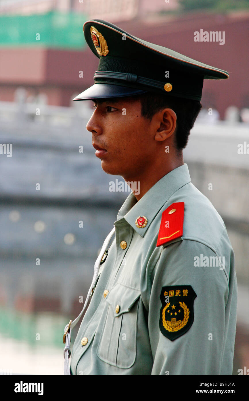 chinese police uniform