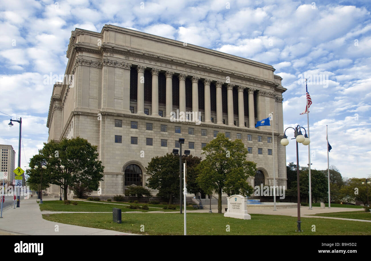 Milwaukee county courthouse hires stock photography and images Alamy