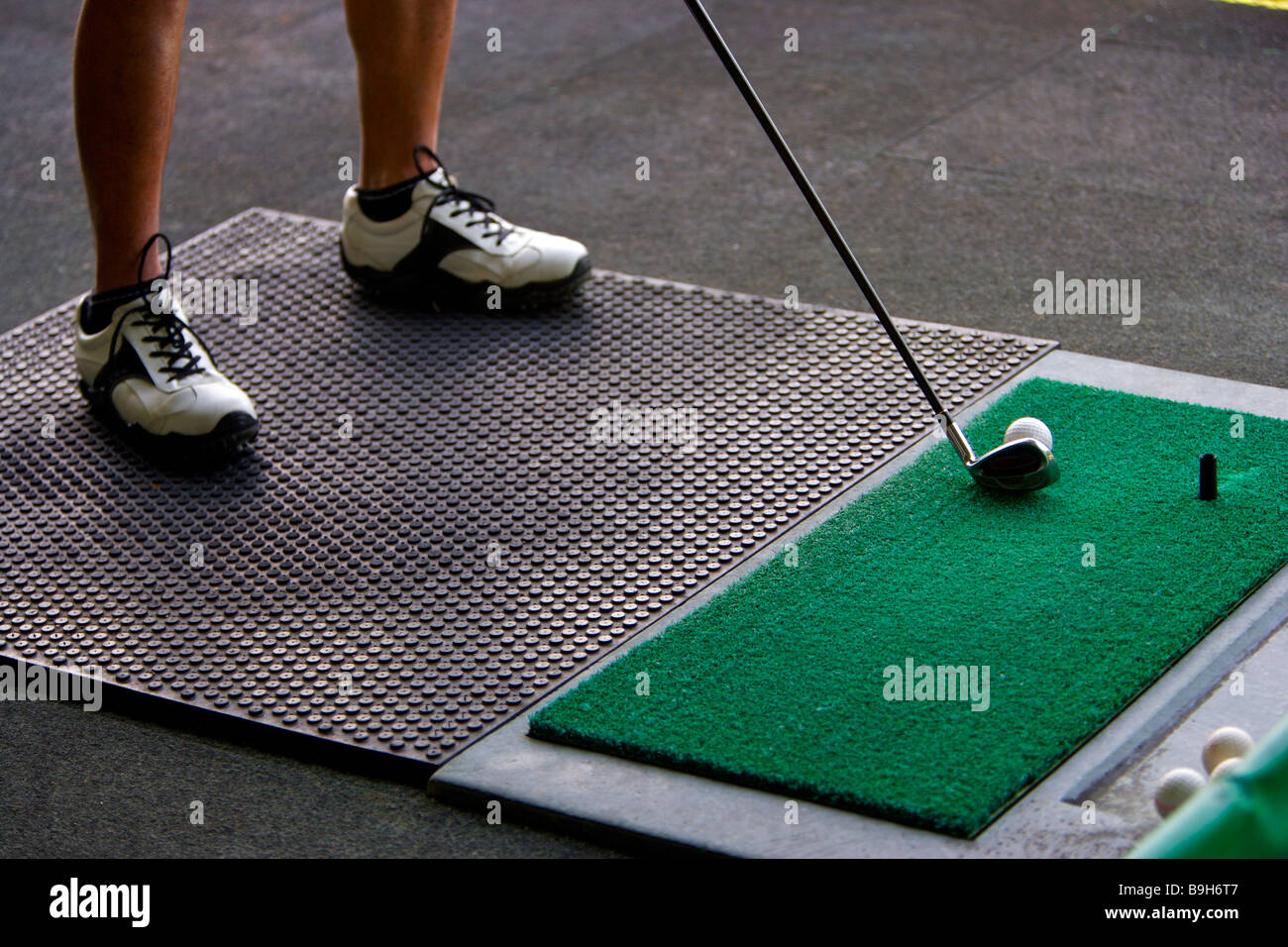 Driving range balls hires stock photography and images Alamy
