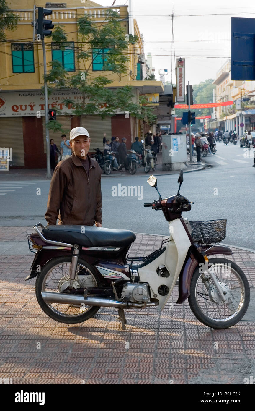 Motorbike taxi driver, Hanoi, Vietnam Stock Photo Alamy