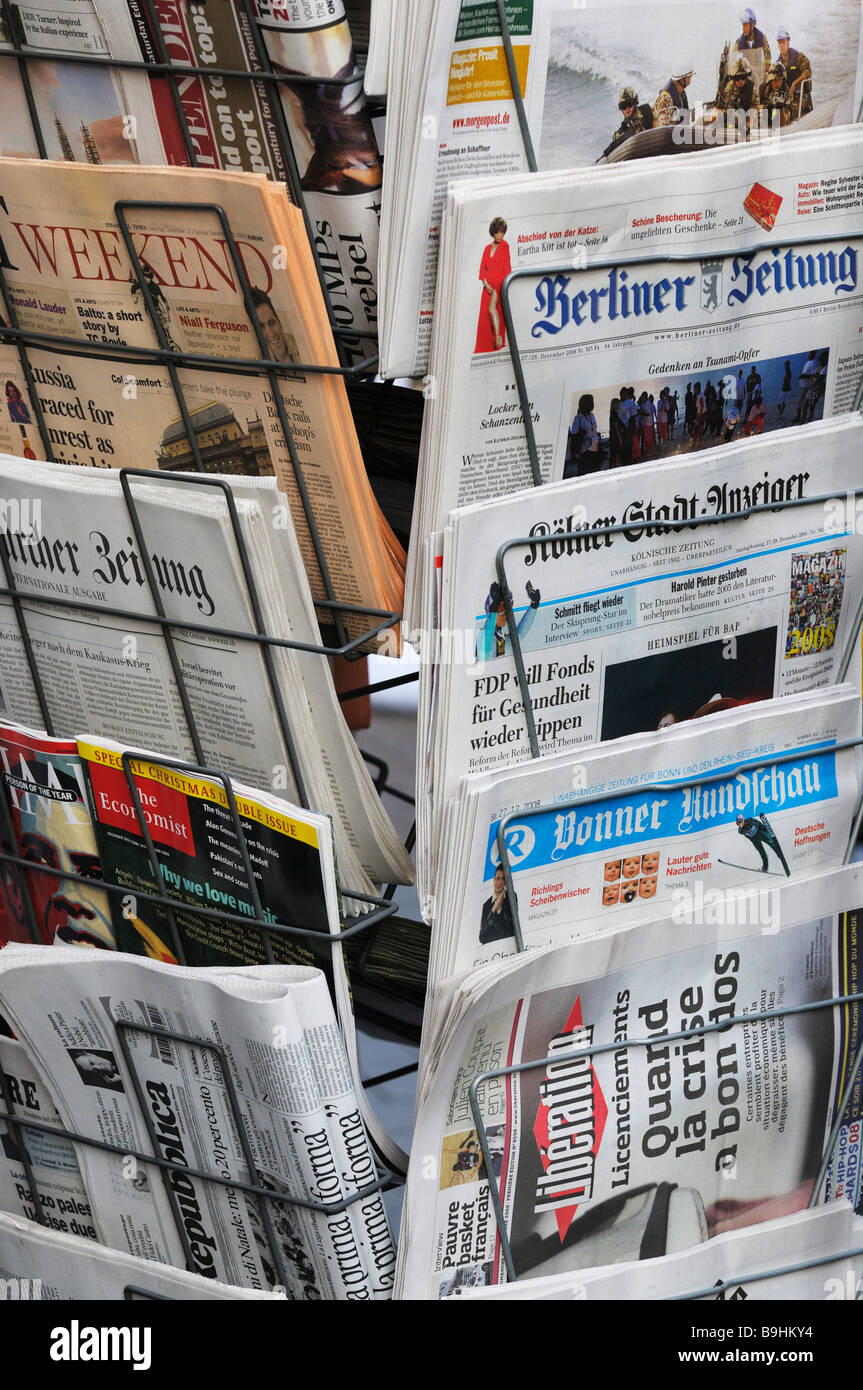 News paper rack High Resolution Stock Photography and Images - Alamy