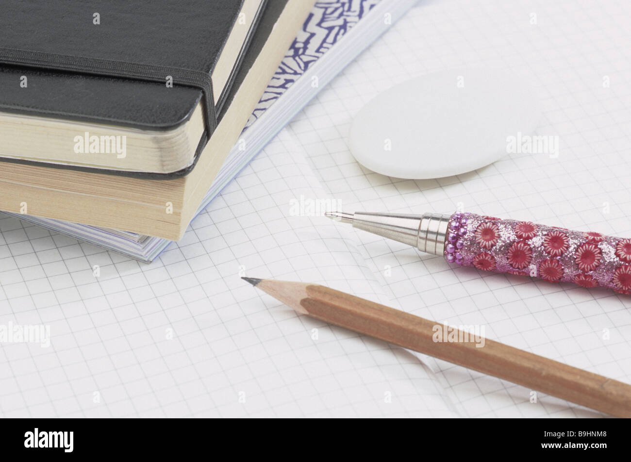 Writing utensils hires stock photography and images Alamy
