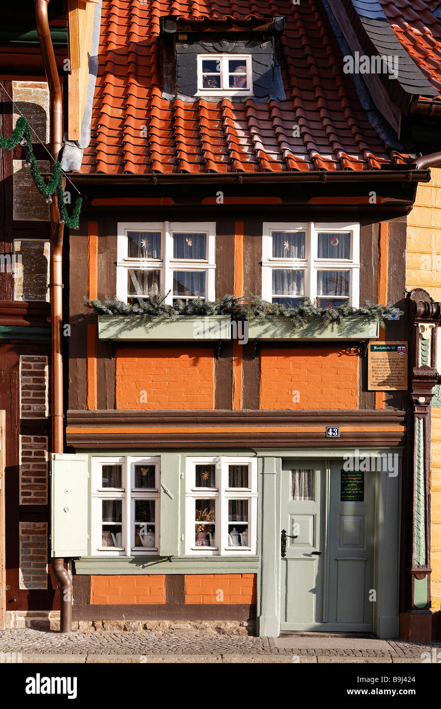 Smallest frame house, 2.95m wide, Kochstrasse, Wernigerode old town, Harz, Saxony-Anhalt, Germany, Europe Stock Photo