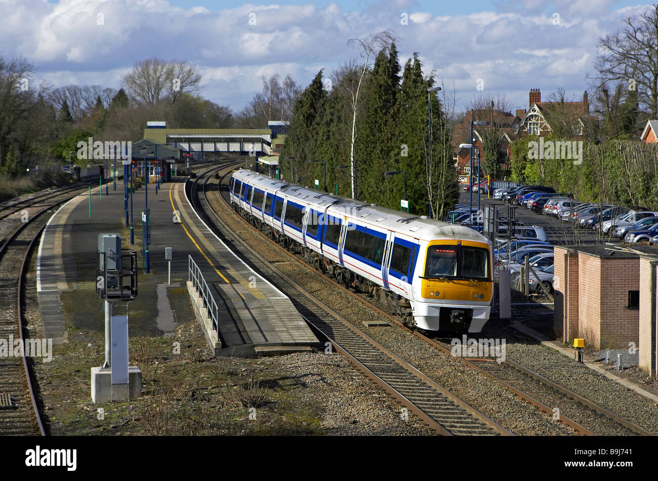 Chiltern Railways 168 003 passes through Bentley Heath Dorridge with 11 11 Birmingham Snow Hill London Marylebone 26 03 09 Stock Photo