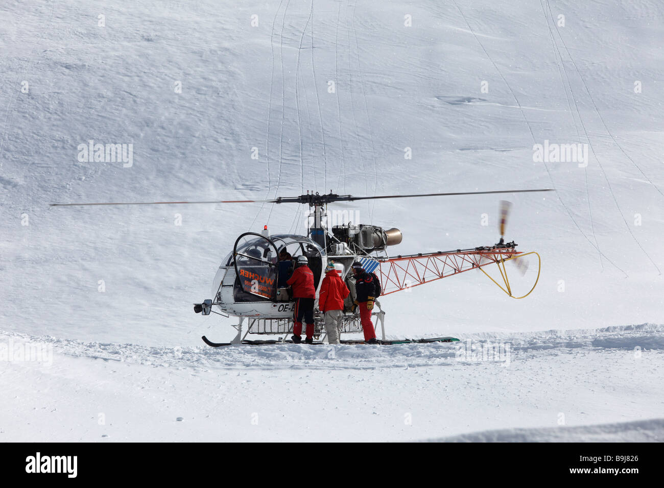 Helicopter near Zuers, Helikopter-Skiing, Heli-skiing, Vorarlberg, Austria Stock Photo