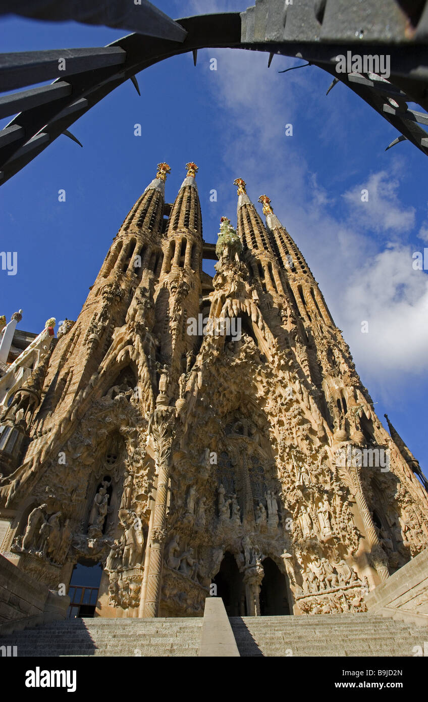 Sagrada Familia Towers & Access