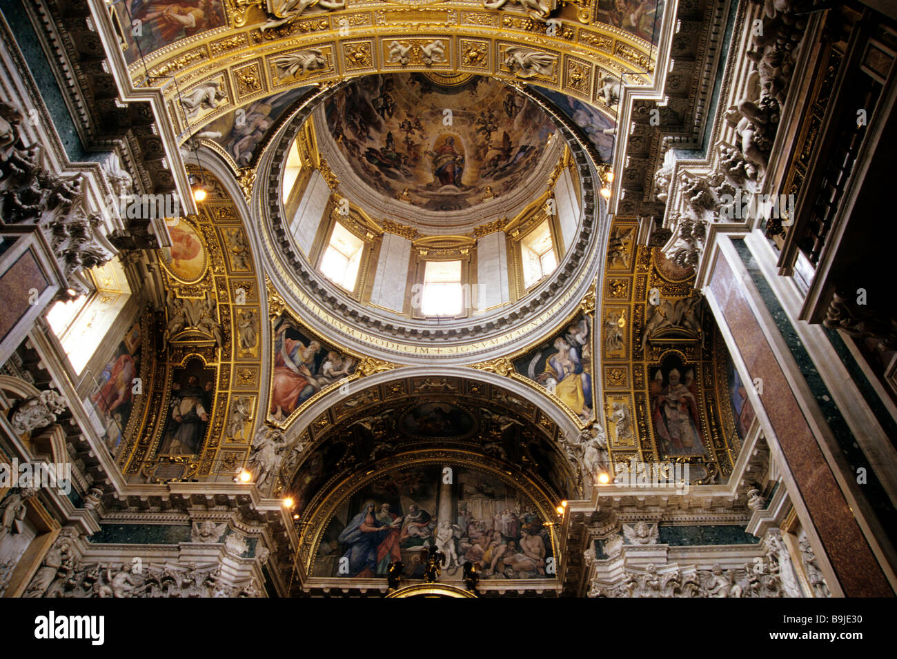 Santa Maria Maggiore, patriarchal basilica, interior with cupola and  ceiling decoration, Rome, Italy, Europe Stock Photo - Alamy