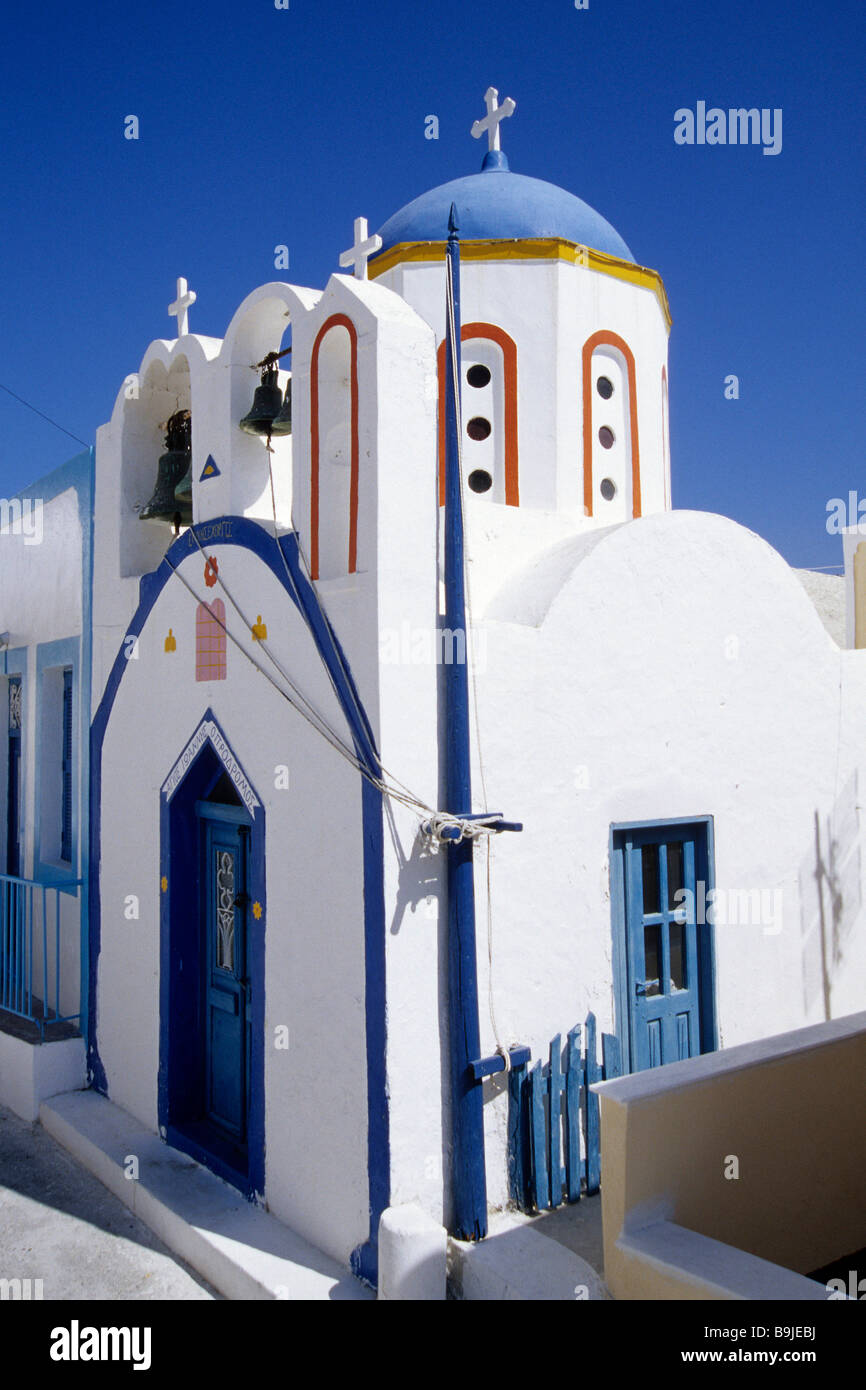 Coloured church in Manolas, Santorini, Thera or Thira, Island of Thirasia, Therasia, Cyclades, the Aegean, Mediterranean Sea, G Stock Photo