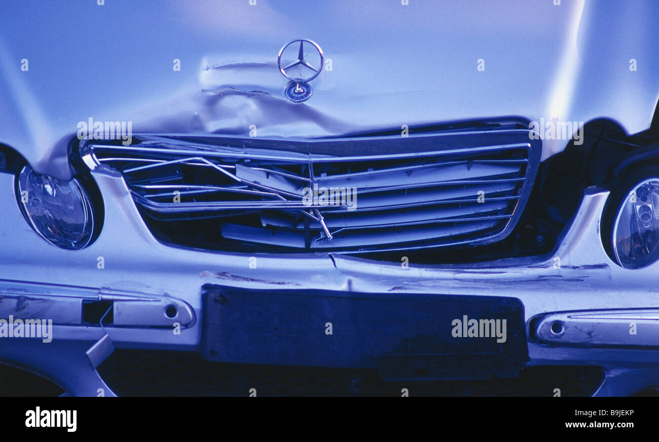 accident damaged car Mercedes car body damage cowling detail car