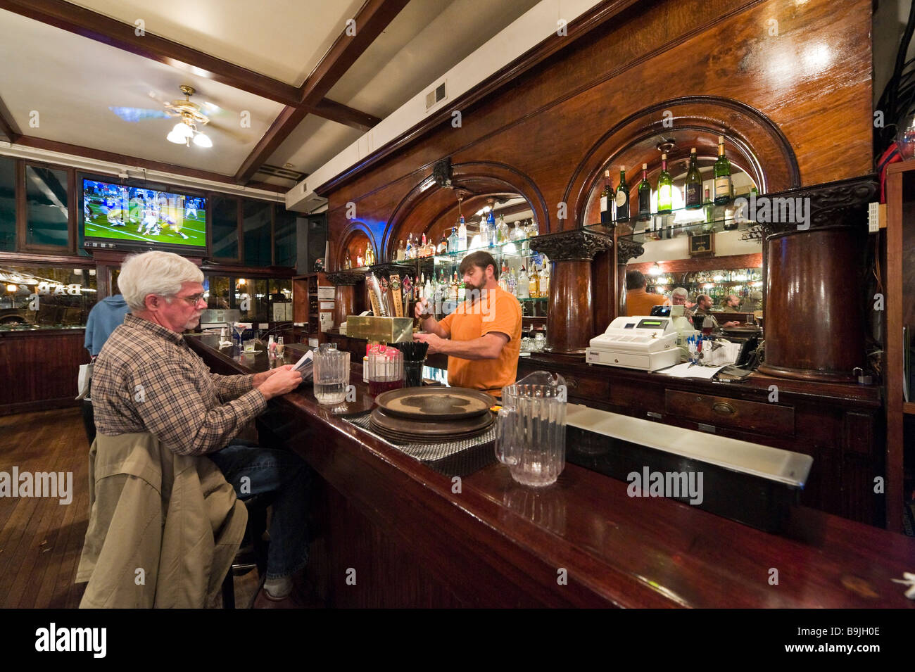 Interior of a traditional bar in downtown Ashland, Southern Oregon, West Coast, USA Stock Photo