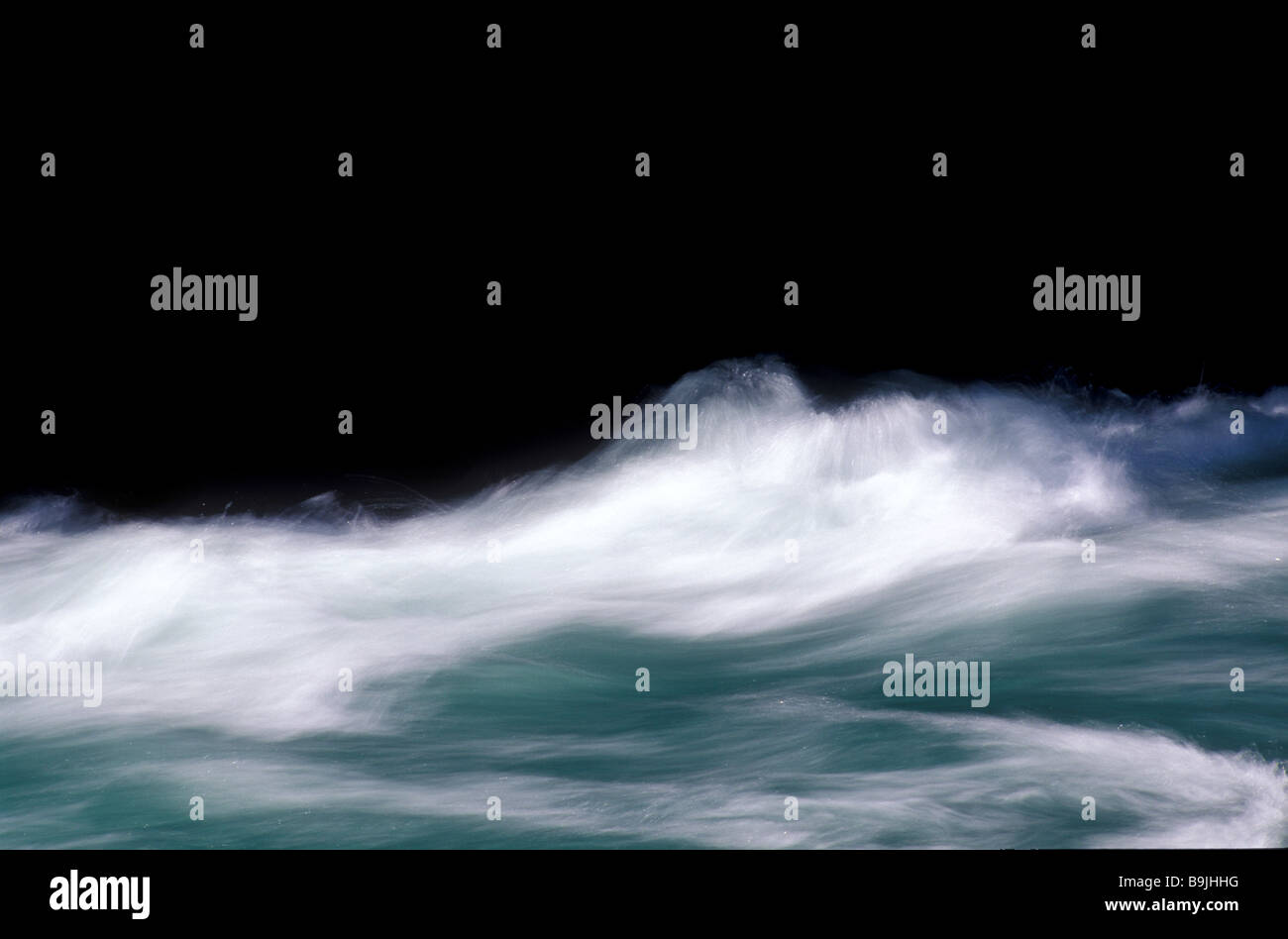 Fast flowing mountain water hi-res stock photography and images - Alamy