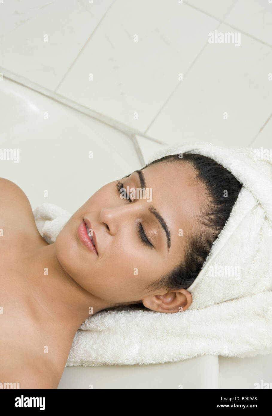 Relaxing woman in bathtub hi-res stock photography and images - Alamy