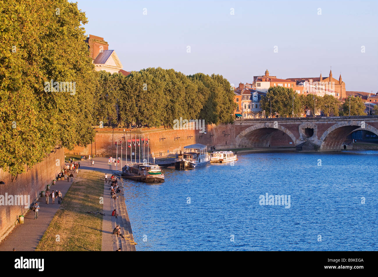 France, Haute Garonne, Toulouse, Garonne river banks, Henri Martin