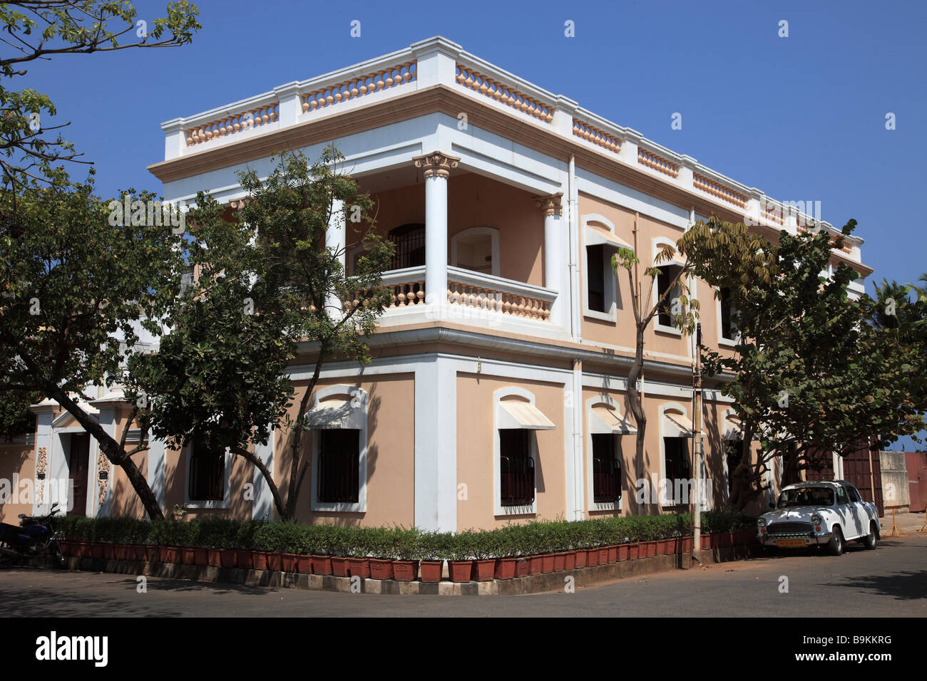 India Puducherry Pondicherry street scene french colonial architecture